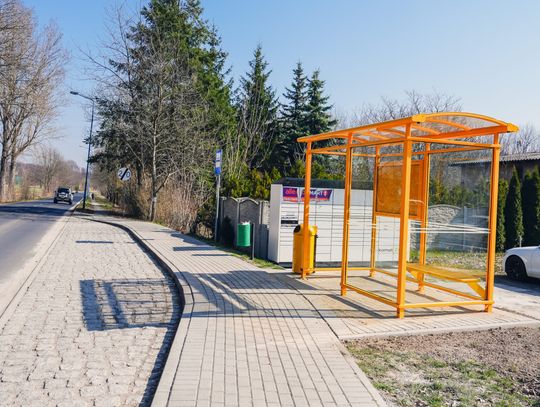 Nowe wiaty w Dąbrowie i Kaźmierzowie