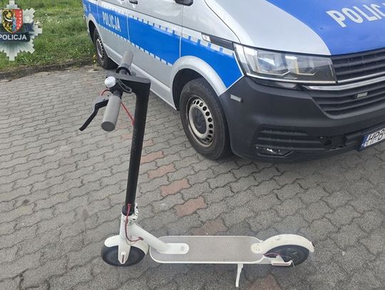 Pijany jechał hulajnogą. Dostał 2500 zł mandatu