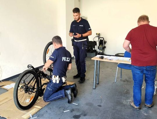 Policja znakowała rowery we Wschowie. 14 jednośladów z numerami