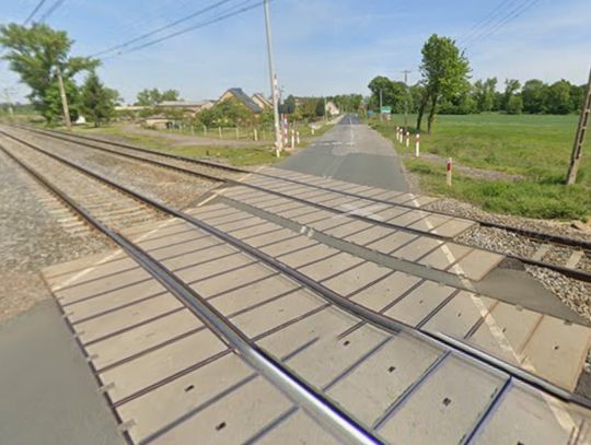 Przejazd kolejowy w Proszówku zamknięty