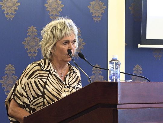 RADNA APELUJE O PARASOLE PRZECIWSŁONECZNE
