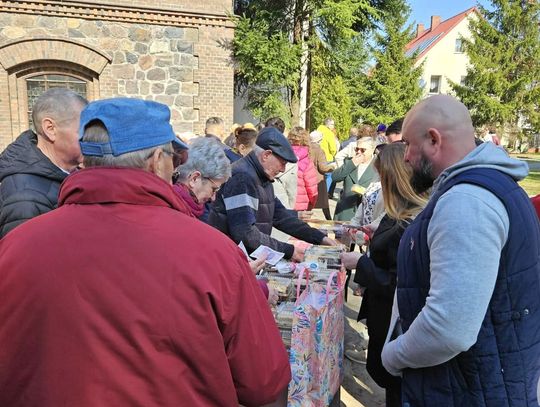 Sława pomaga. Kiermasz ciast dla pani Uli zakończył się sukcesem