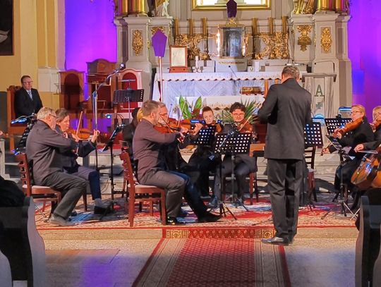 Tłumy w kościele Bożego Ciała. Koncert pasyjny w Głogowie