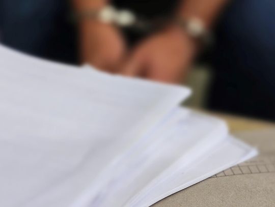 Wyciął pięć katalizatorów i zniknął. Głogowscy policjanci namierzyli podejrzanego