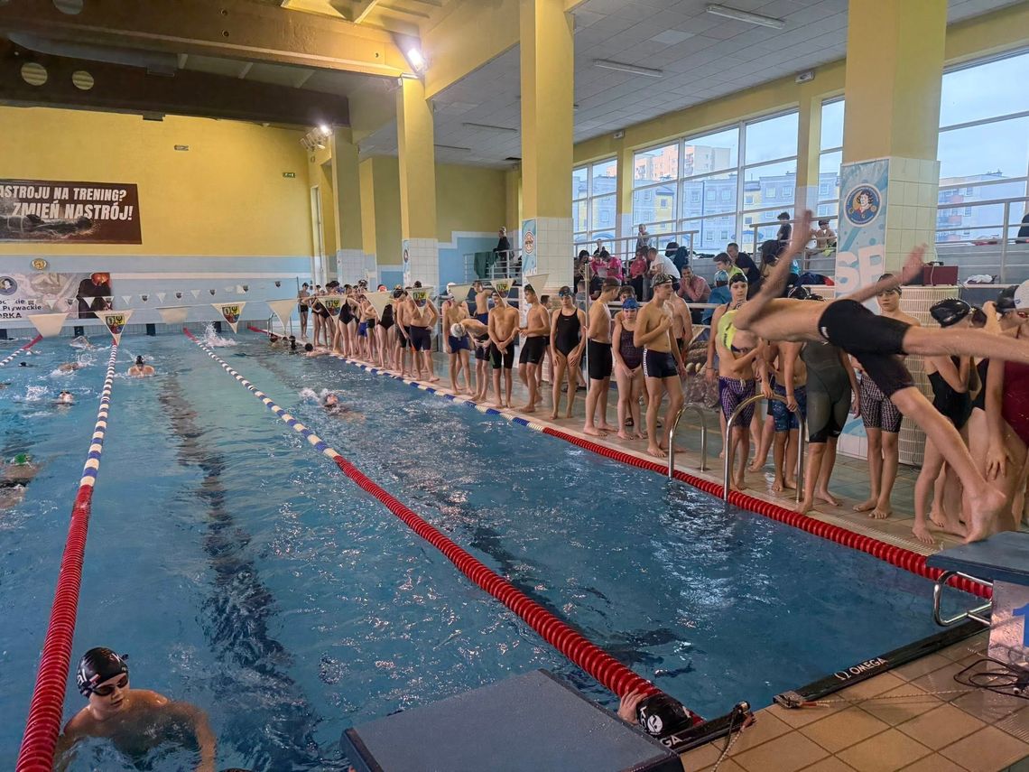40-lecie sekcji i grad medali. Piast błyszczał na pływackiej "Barbórce"