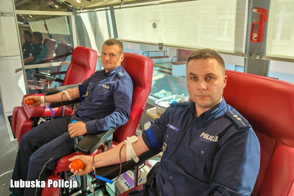 Akcja krwiodawstwa we Wschowie. Mundurowi ruszyli do pomocy