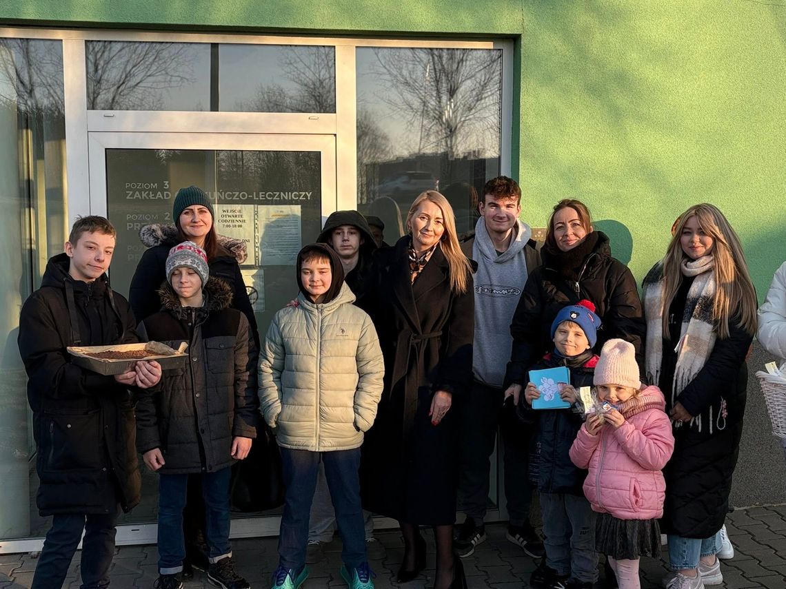 Ciepło i obecność. PCPR odwiedził seniorów w Polkowicach