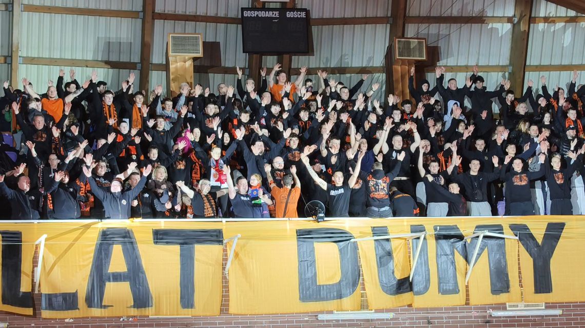 Derby Dolnego Śląska: Chrobry kontra Miedź – sektor gości w niepewności Derby Dolnego Śląska: Chrobry kontra Miedź – sektor gości w niepewności