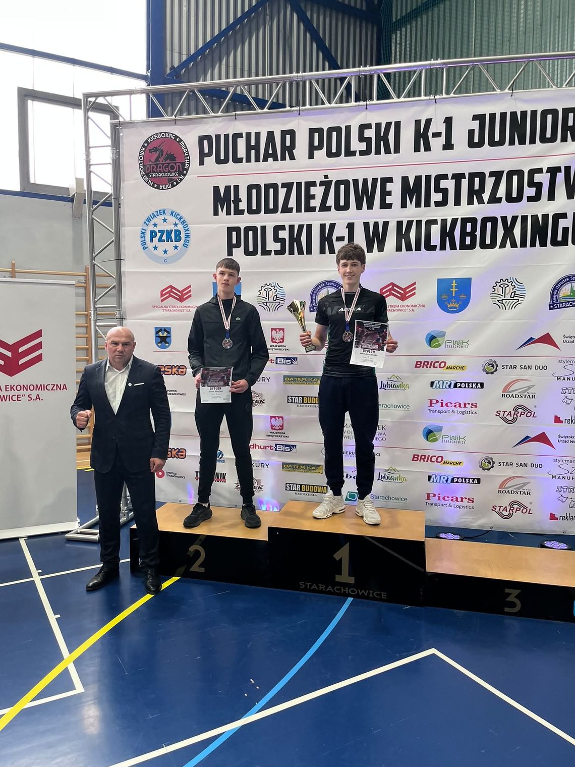 Dwie walki, dwa nokauty techniczne. Złoto dla zawodnika Armii Polkowice