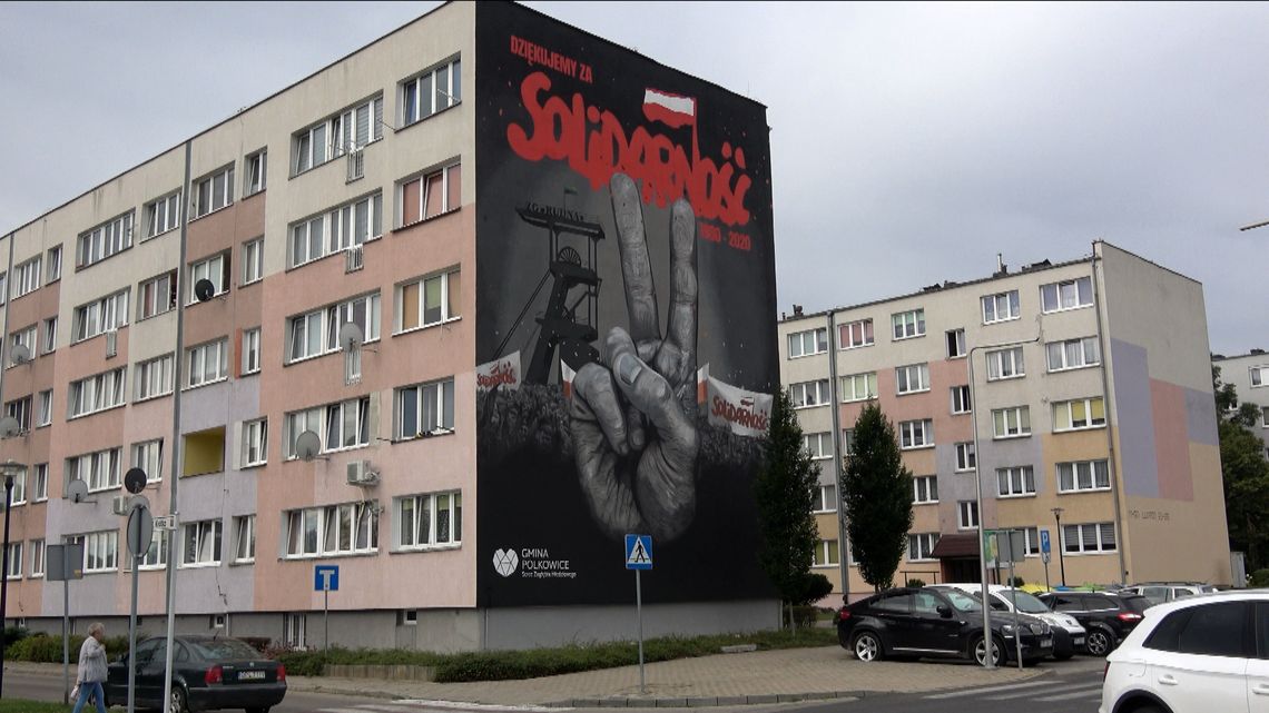 DZIĘKUJĄ ZA SOLIDARNOŚĆ. Mural w podzięce działaczom związkowym.