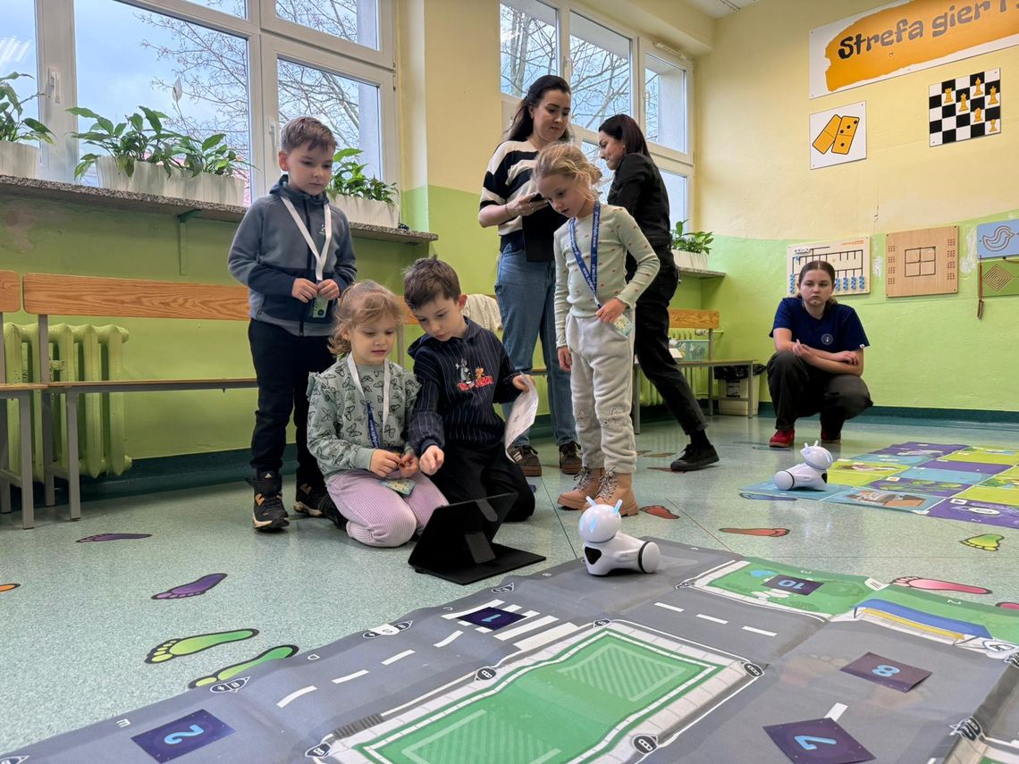 Dzień otwarty w SP 8: zabawy, konkursy i zwiedzanie szkoły Dzień otwarty w SP 8: zabawy, konkursy i zwiedzanie szkoły