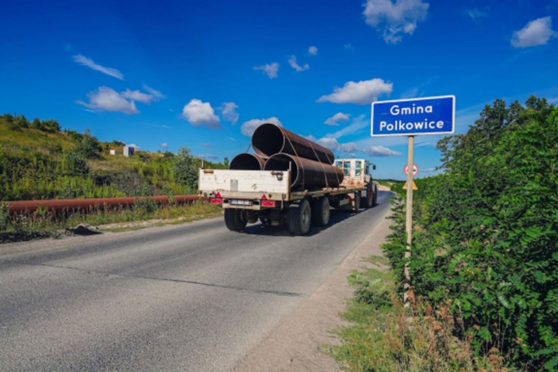 KGHM zwiększa transport. Nawet 20 ciężarówek na DW 323 KGHM zwiększa transport. Nawet 20 ciężarówek na DW 323
