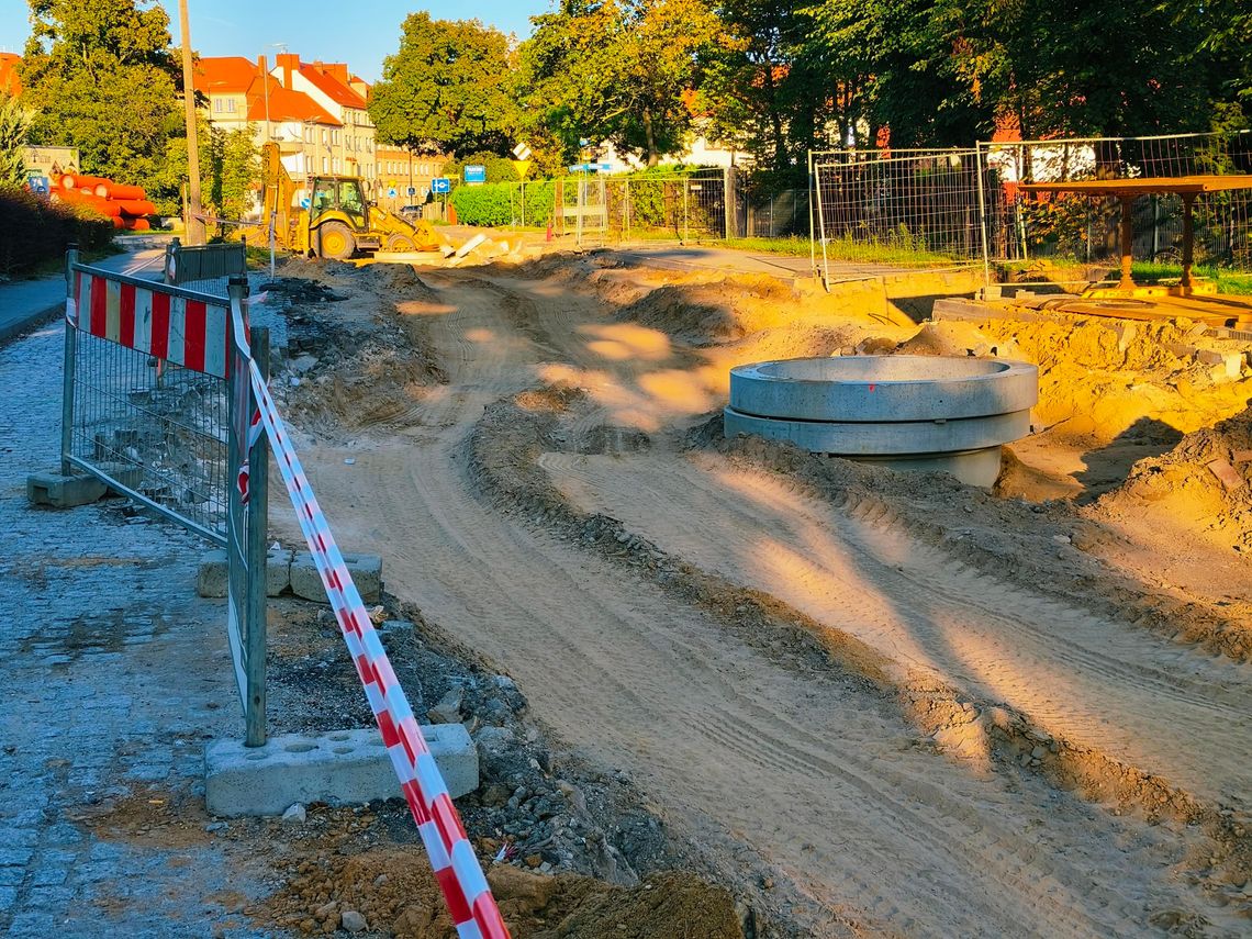 Kierowcy poczekają dłużej. Ulica Sikorskiego zamknięta do...24 listopada Kierowcy poczekają dłużej. Ulica Sikorskiego zamknięta do...24 listopada