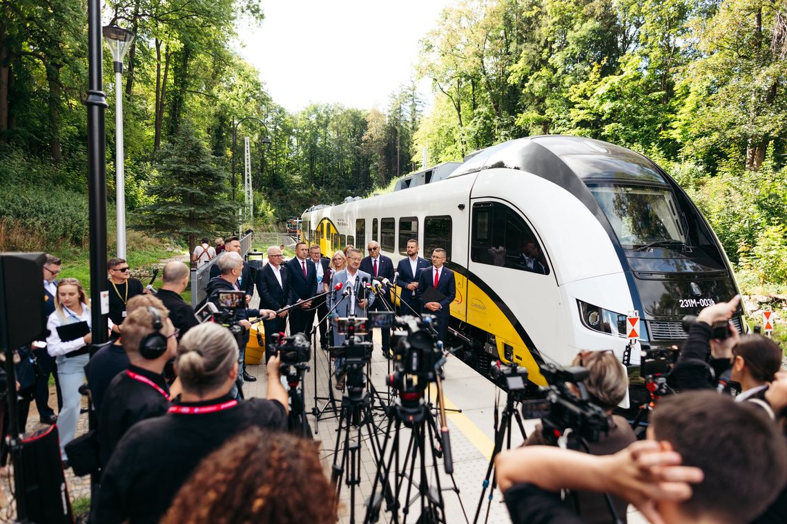 Koleje Dolnośląskie zwiększają zamówienie. Kolejne pociągi od PESA Koleje Dolnośląskie zwiększają zamówienie. Kolejne pociągi od PESA