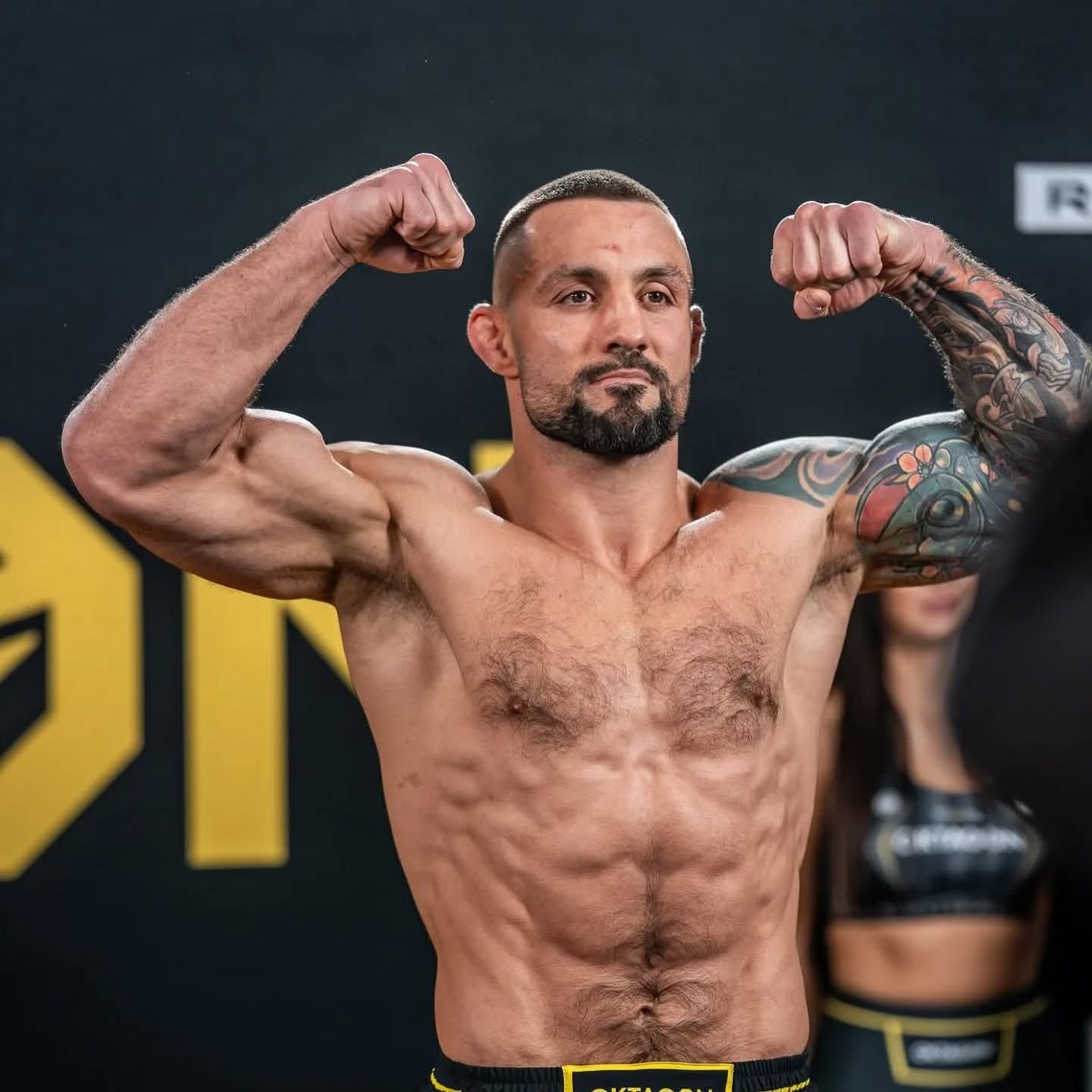 Mateusz Janur pewnie zwycięża podczas gali OKTAGON MMA