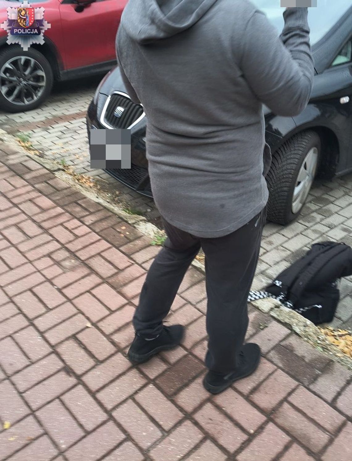 Munduru nie zdejmuje się po służbie. Policjant zatrzymał poszukiwanego Munduru nie zdejmuje się po służbie. Policjant zatrzymał poszukiwanego