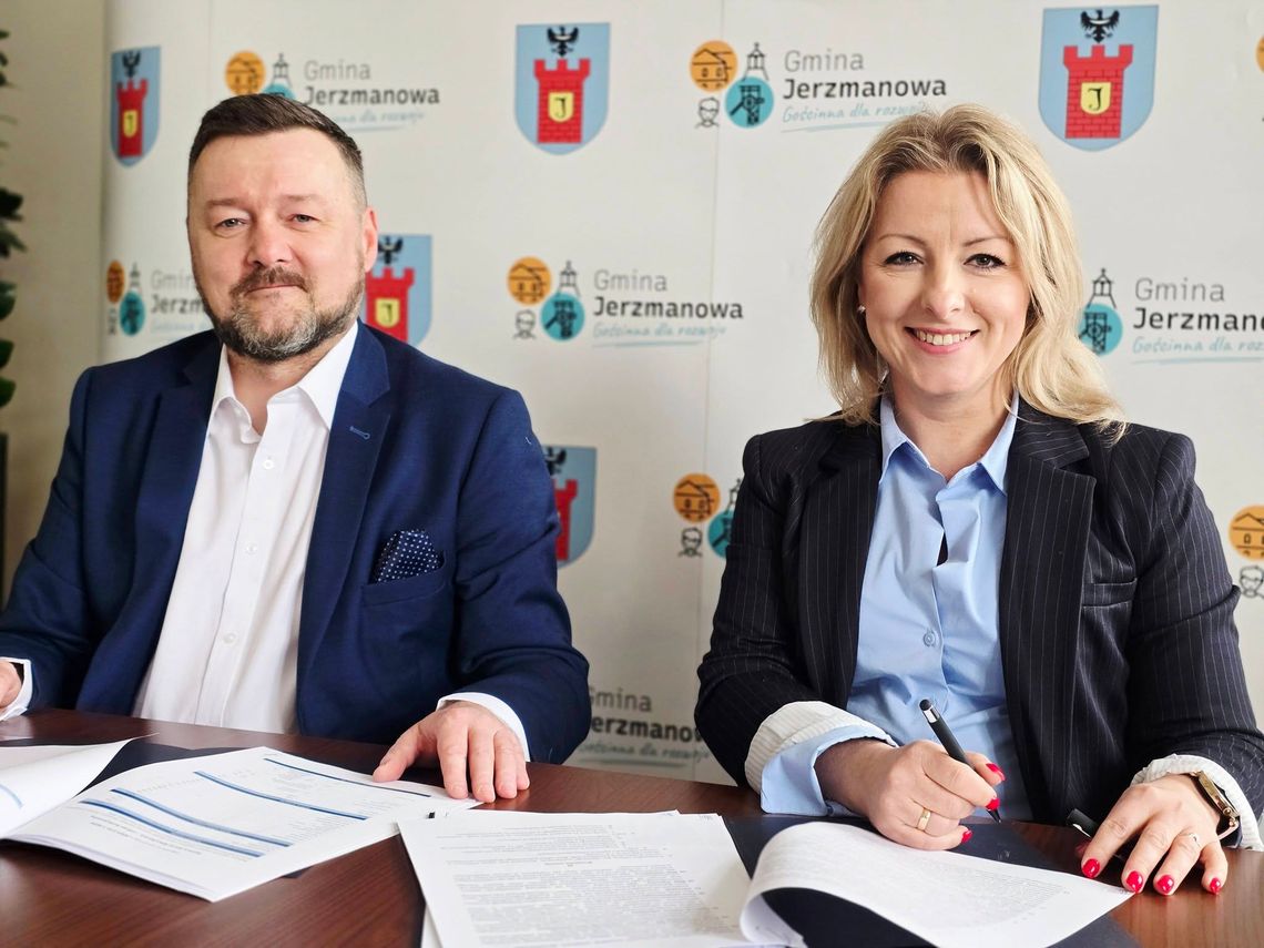 Nowoczesna Jerzmanowa. Umowa na Kartę Mieszkańca podpisana