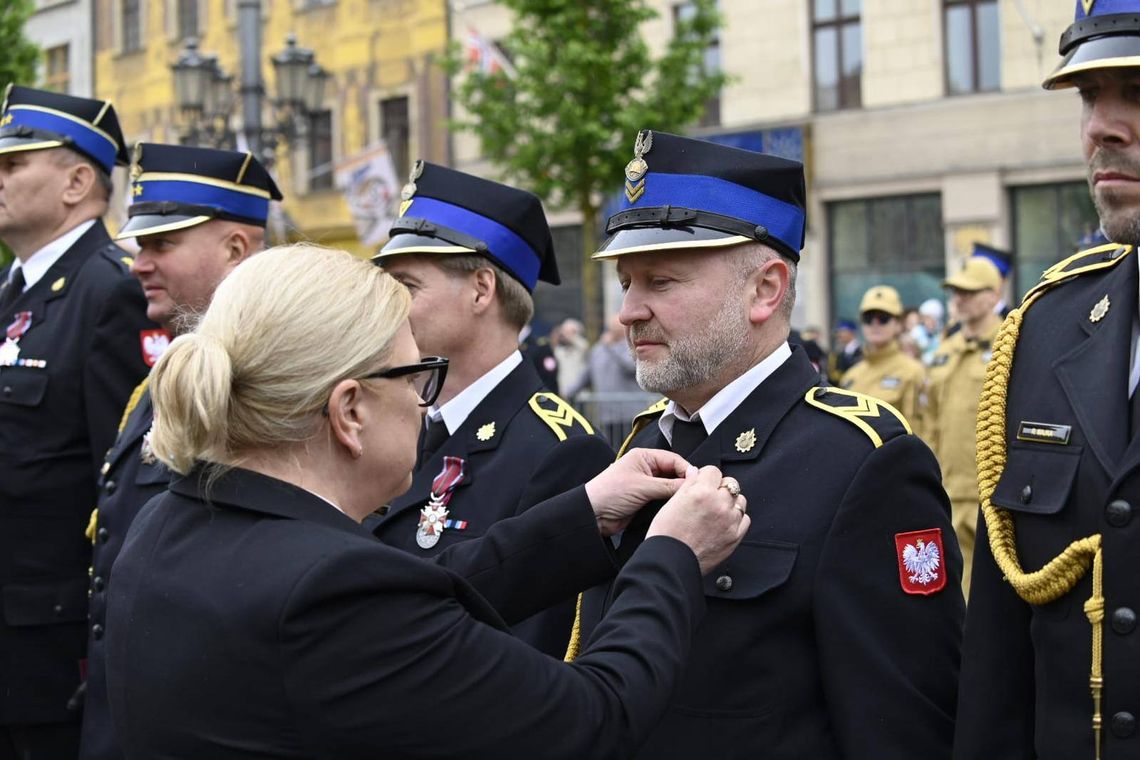 Prestiżowe odznaczenie dla strażaka z Polkowic Prestiżowe odznaczenie dla strażaka z Polkowic