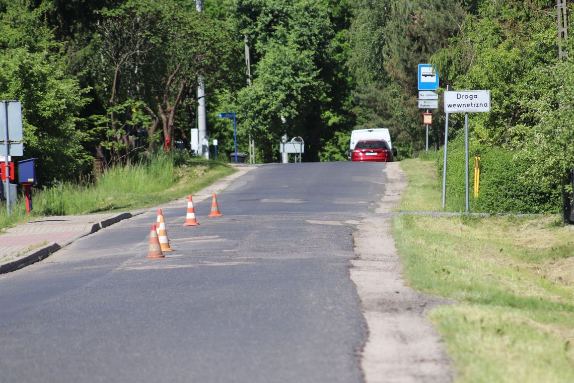 Remont drogi Bądzów–Golowice. Ruszyły prace w gminie Jerzmanowa Remont drogi Bądzów–Golowice. Ruszyły prace w gminie Jerzmanowa
