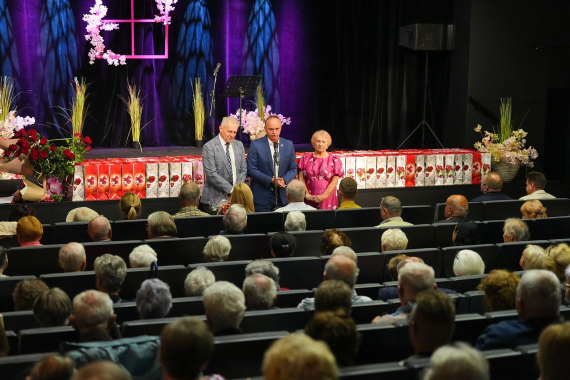 Seniorzy świętowali w Polkowicach. Dwie stulatki wśród jubilatów Seniorzy świętowali w Polkowicach. Dwie stulatki wśród jubilatów