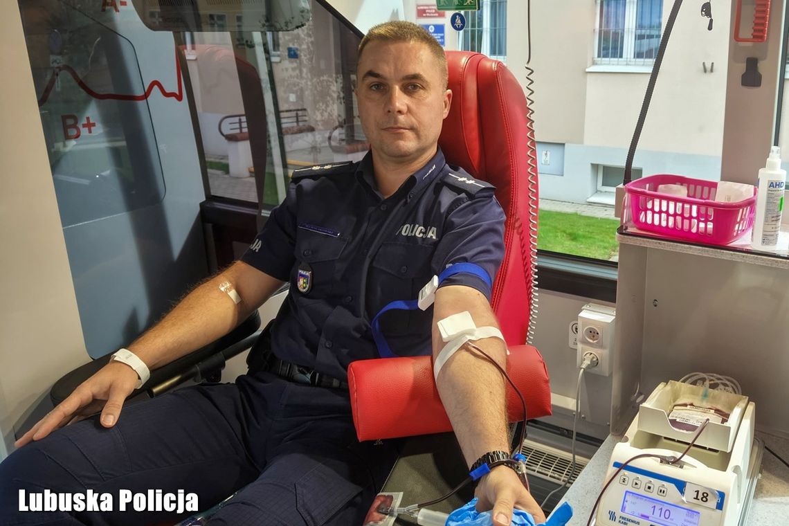 Solidarność we Wschowie. Policjanci i mieszkańcy dzielą się krwią