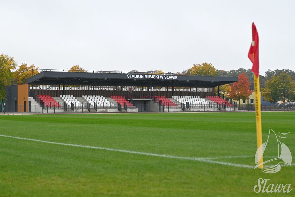 Sportowa rewolucja w Sławie – nowy stadion już po odbiorze