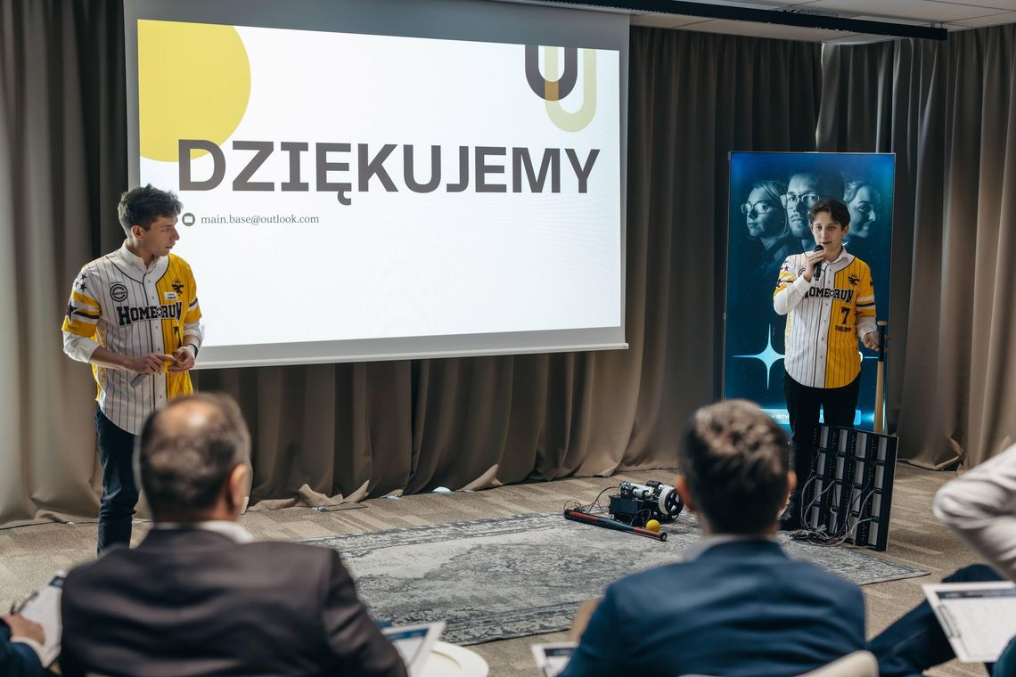 Studenci i absolwenci z Dolnego Śląska powalczą o 15 tys. zł! Studenci i absolwenci z Dolnego Śląska powalczą o 15 tys. zł!