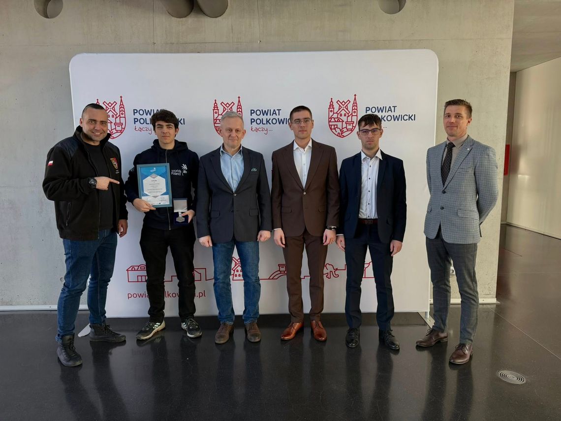Sukces młodych techników z Chocianowa! Podium na WorldSkills 2025 Sukces młodych techników z Chocianowa! Podium na WorldSkills 2025