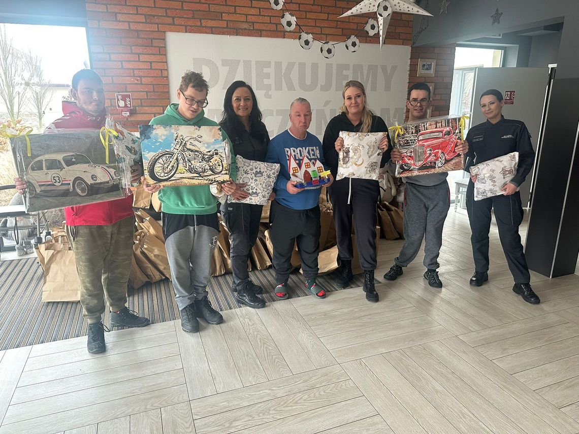 Sztuka zza krat. Wyjątkowa pomoc z Głogowa dla DPS w Broniszewicach Sztuka zza krat. Wyjątkowa pomoc z Głogowa dla DPS w Broniszewicach