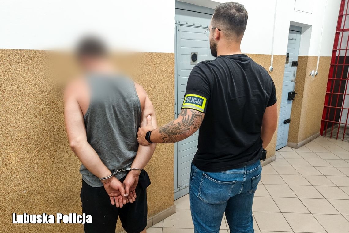 Ukradł Volkswagena i uciekał do lasu. Policjanci dopadli 29-latka Ukradł Volkswagena i uciekał do lasu. Policjanci dopadli 29-latka