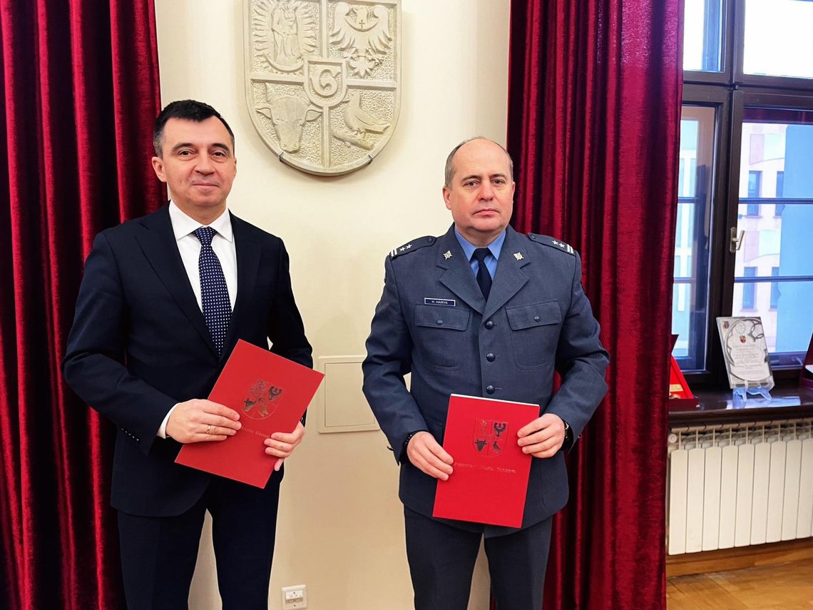 Więźniowie pomogą schronisku w Głogowie. Jest porozumienie Więźniowie pomogą schronisku w Głogowie. Jest porozumienie