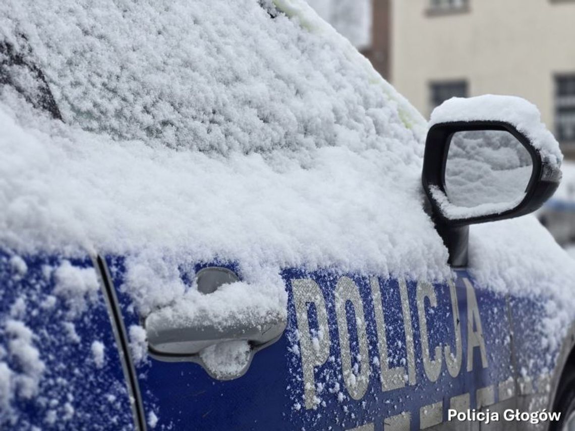 Zima na drogach w Głogowie. Policja apeluje do kierowców Zima na drogach w Głogowie. Policja apeluje do kierowców